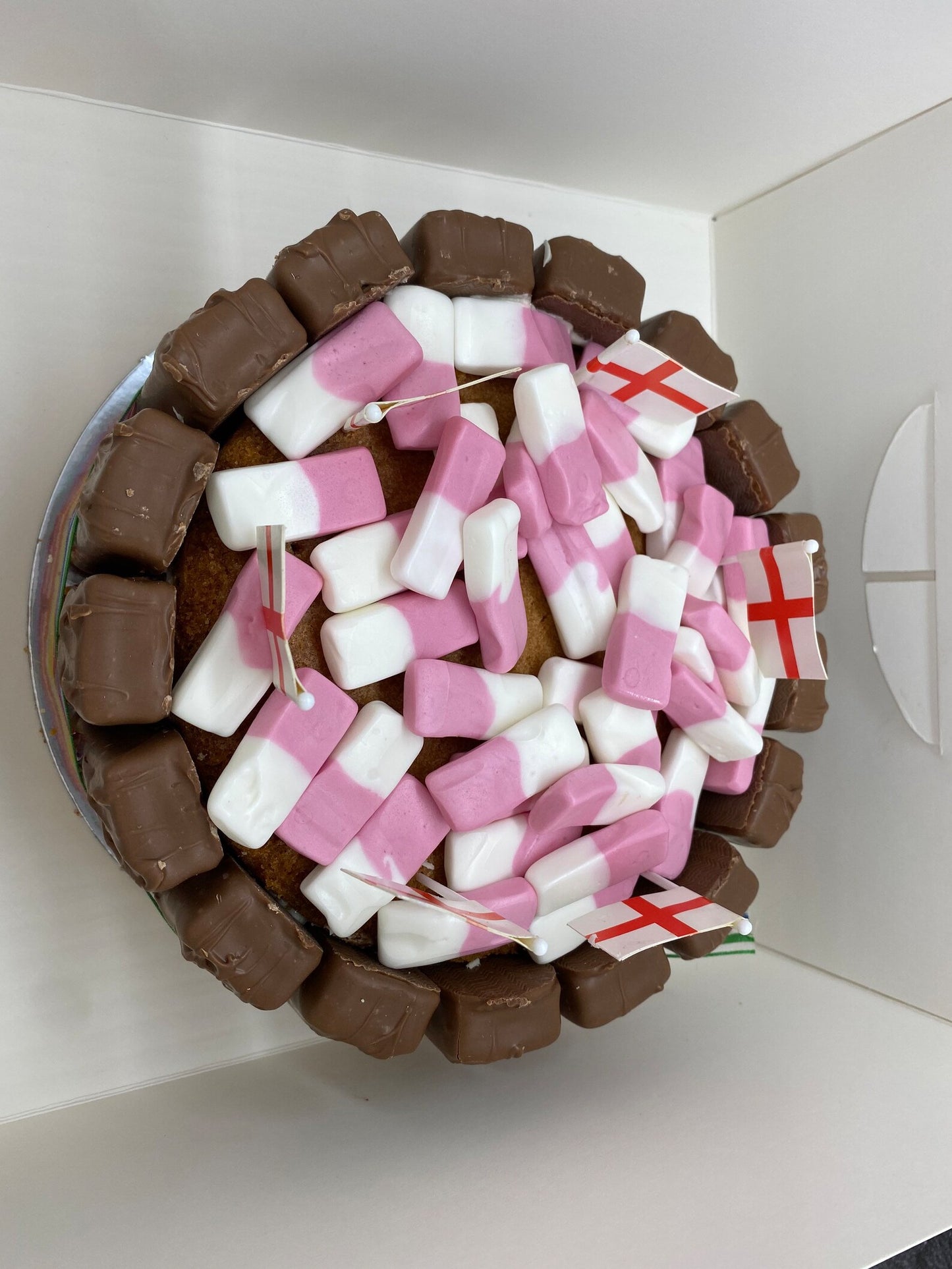 Mars Bar & Squashies Cake